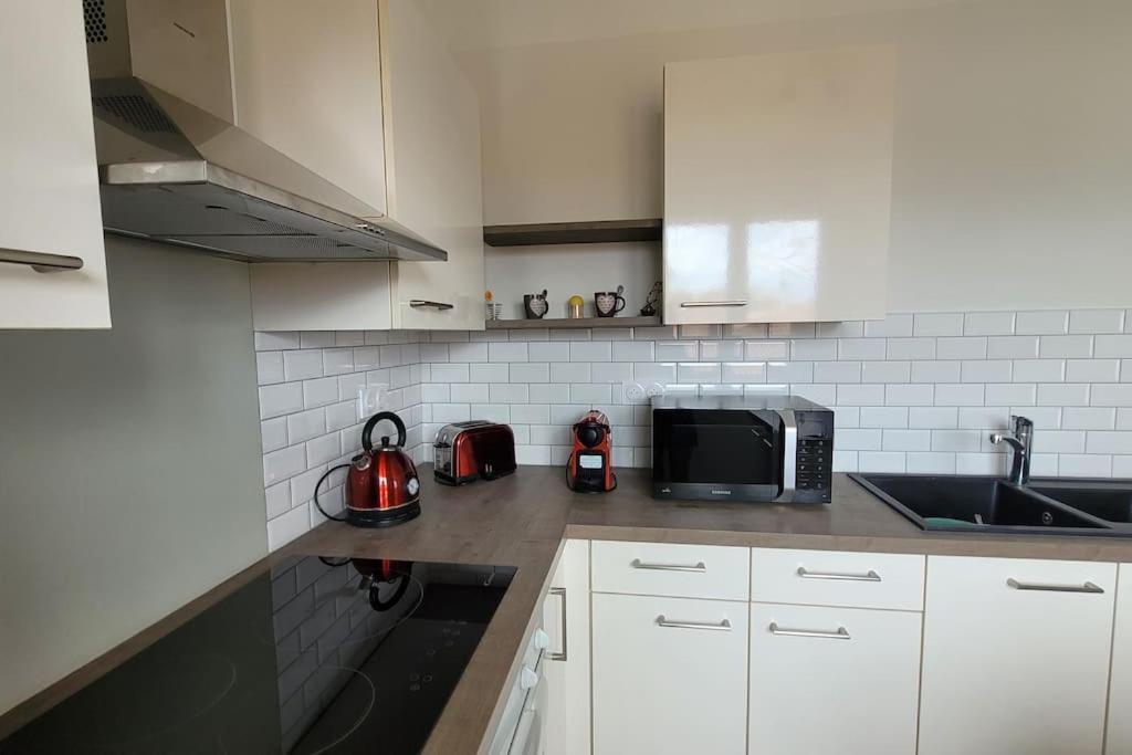 Bel Appartement T5 Neuf Avec 4 Chambres Tarbes Exterior photo