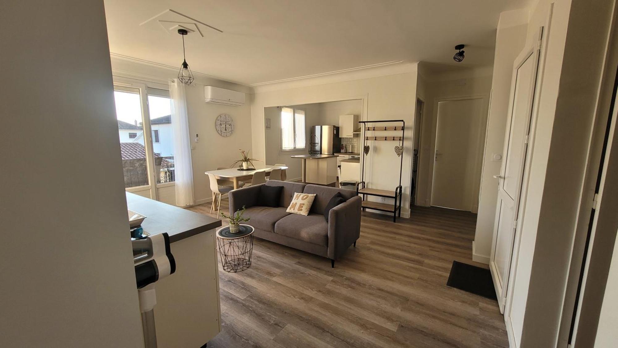 Bel Appartement T5 Neuf Avec 4 Chambres Tarbes Exterior photo